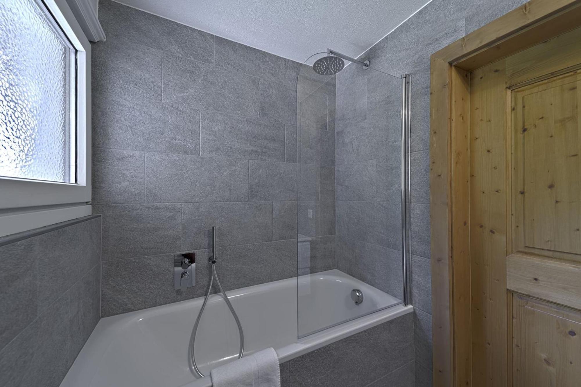 Apartament Chesa Martina - La Punt Zewnętrze zdjęcie